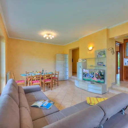Il Sole Di Mirasole - Happy Holiday home *
