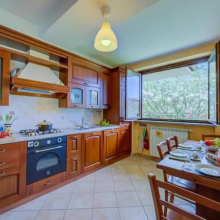 Holiday home Il Sole Di Mirasole - Happy